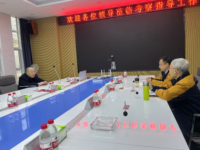 陕西尊龙卡z6官网登录入口有限公司与宁夏森源重工设备有限公司（霍总）进行直流炉深入探讨交流